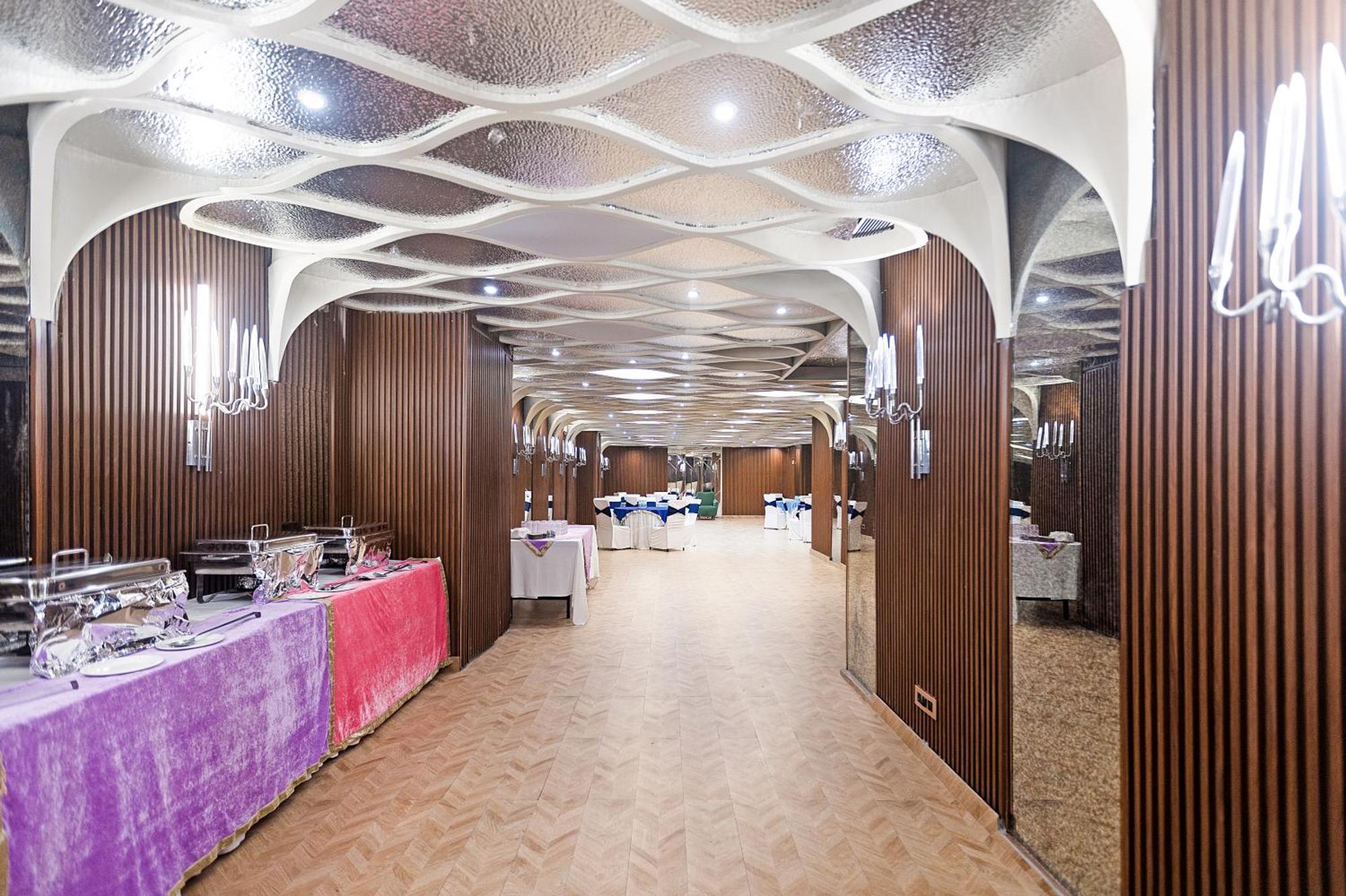The Grand Vikalp By Saga Hotels New Delhi Eksteriør billede