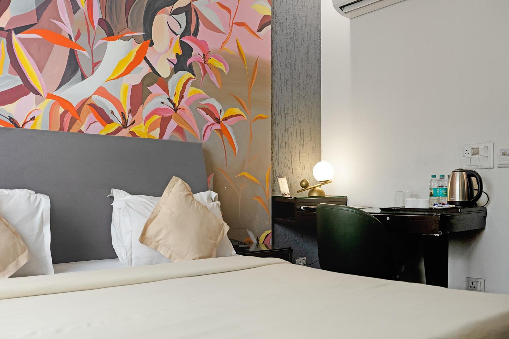 The Grand Vikalp By Saga Hotels New Delhi Eksteriør billede