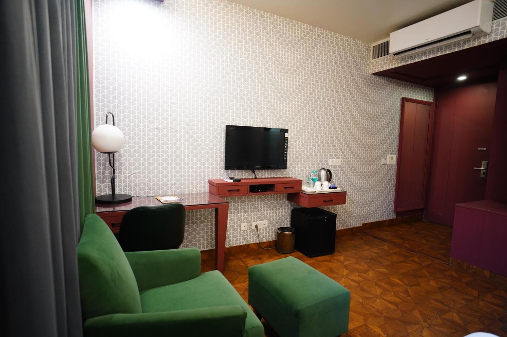 The Grand Vikalp By Saga Hotels New Delhi Eksteriør billede