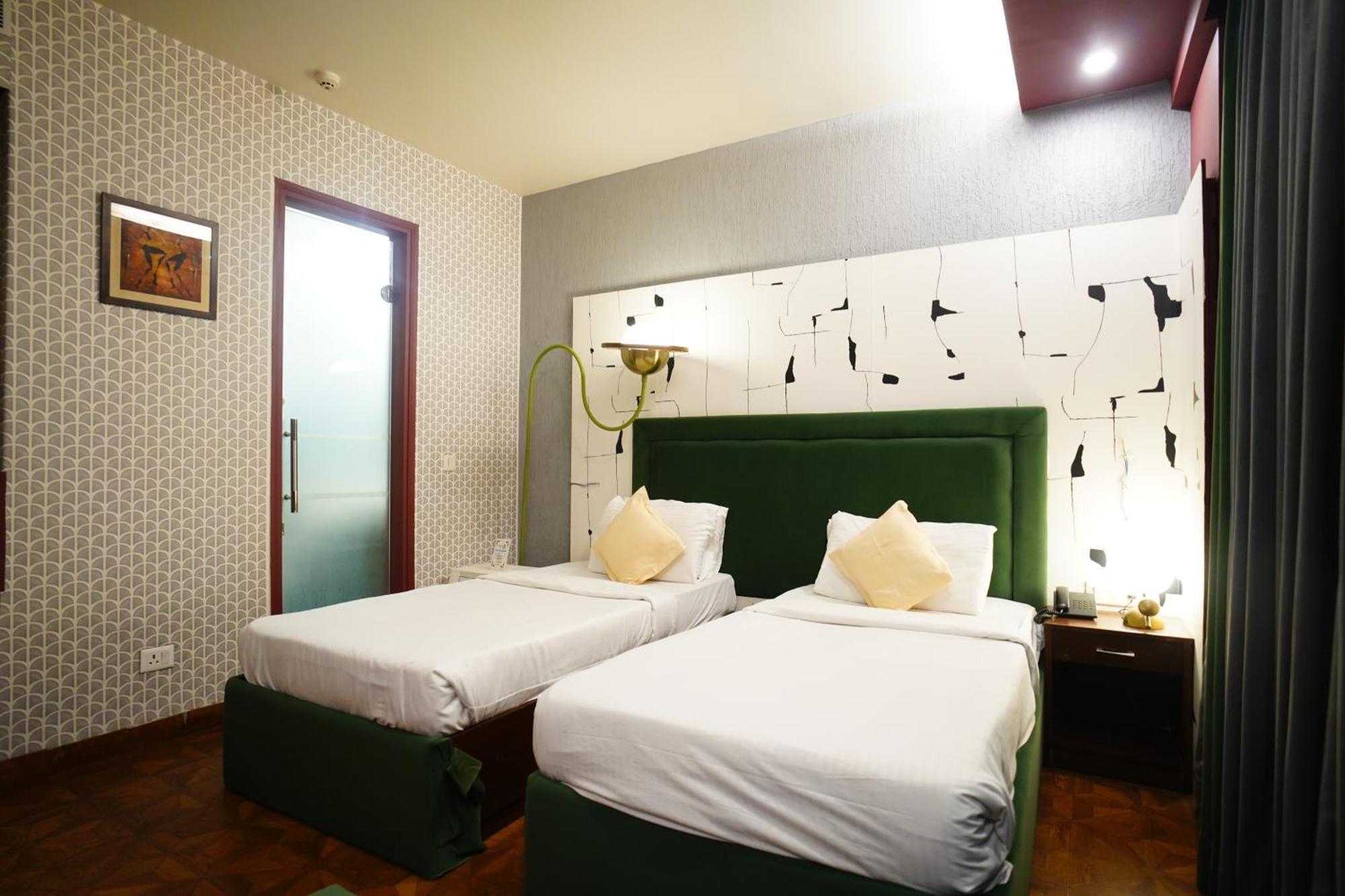 The Grand Vikalp By Saga Hotels New Delhi Eksteriør billede