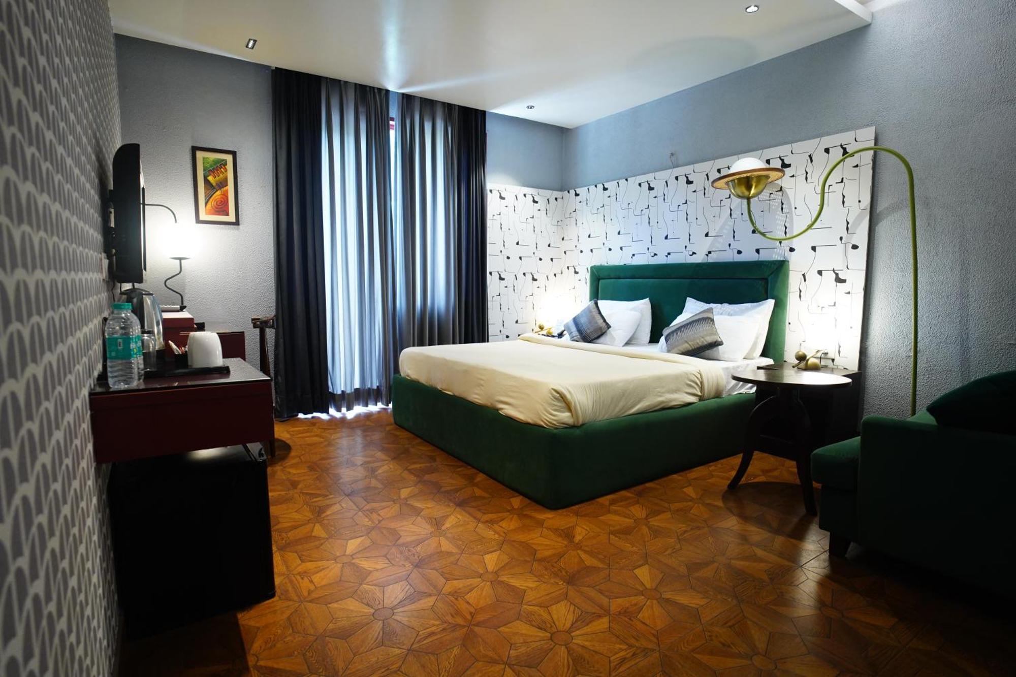 The Grand Vikalp By Saga Hotels New Delhi Eksteriør billede